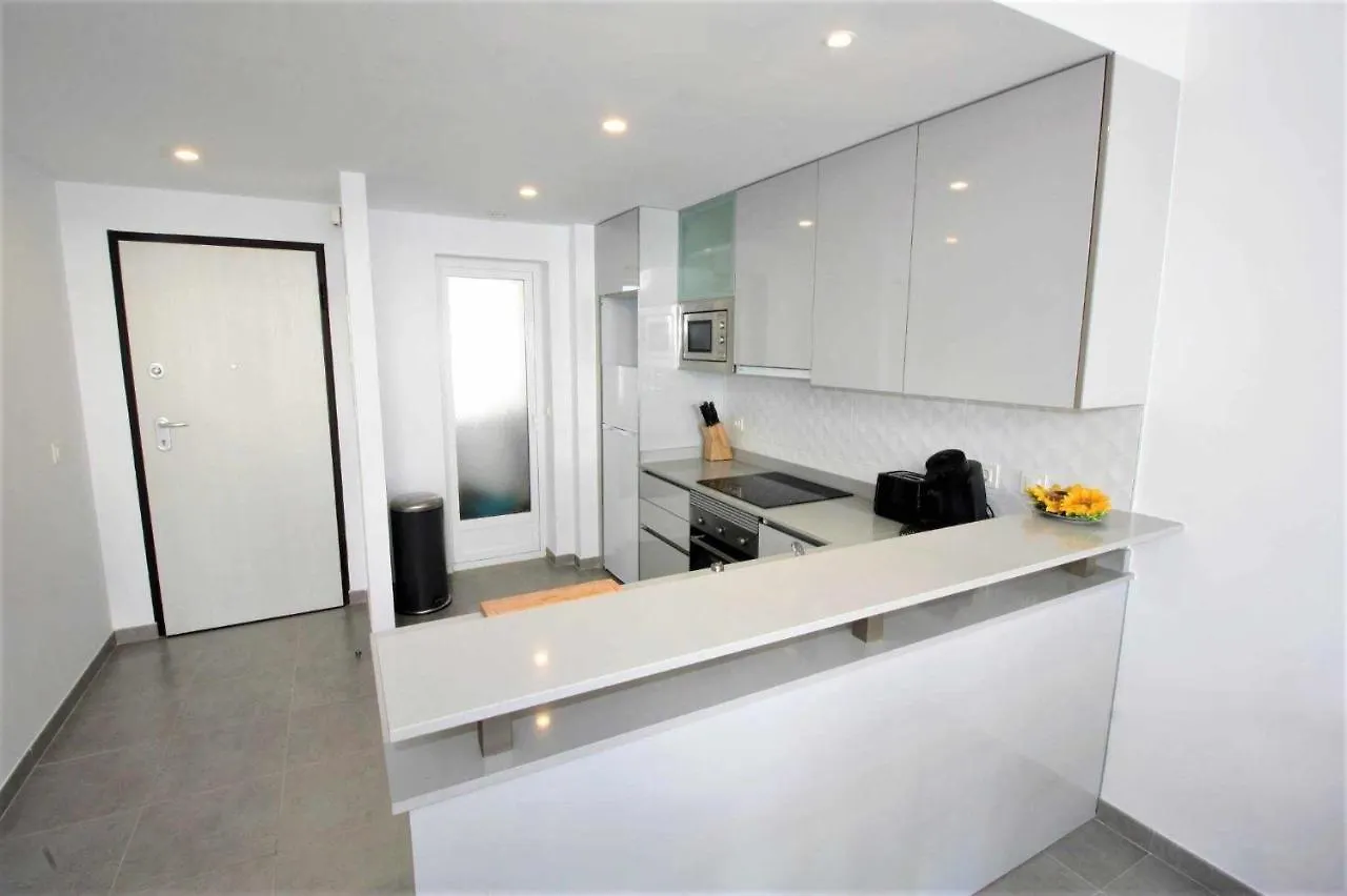 Apartamento Casa de Luz apartamento cerca de la playa con piscina comunitaria San Juan de los Terreros 0*,  España