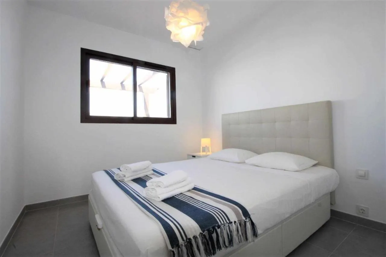 Apartamento Casa de Luz apartamento cerca de la playa con piscina comunitaria San Juan de los Terreros 0*,  España